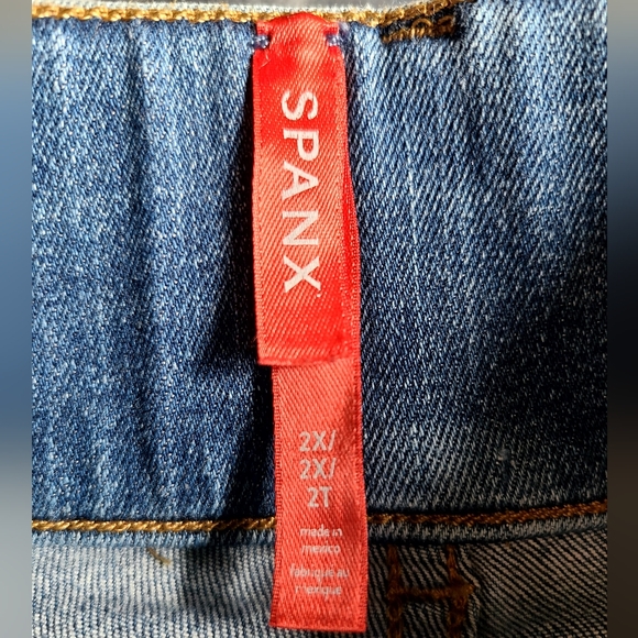 SPANX Pull-on High Waist Wide Leg Denim Jeans 💙❤️ - Picture 6 of 15